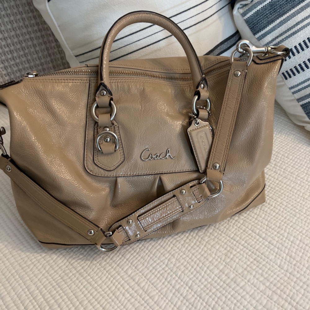 Coach handbag - Picture 2 of 4